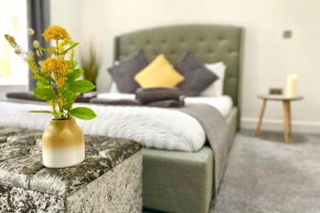 GuestReady - Sleek Stylish Leeds City Apartment Sleep 4